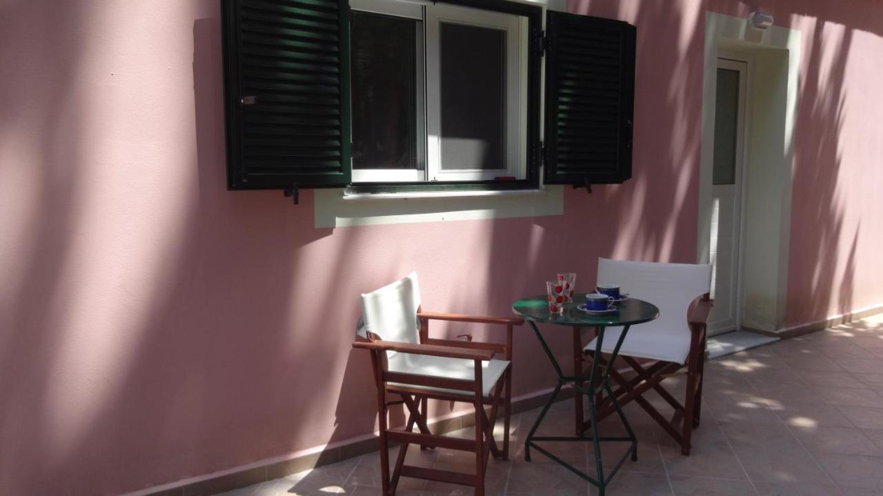 Victoria'S Summer House Lixouri Exterior foto
